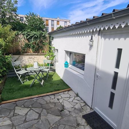 Le Studio Dans Le Jardin. โคนี-ซู-บัว ภายนอก รูปภาพ