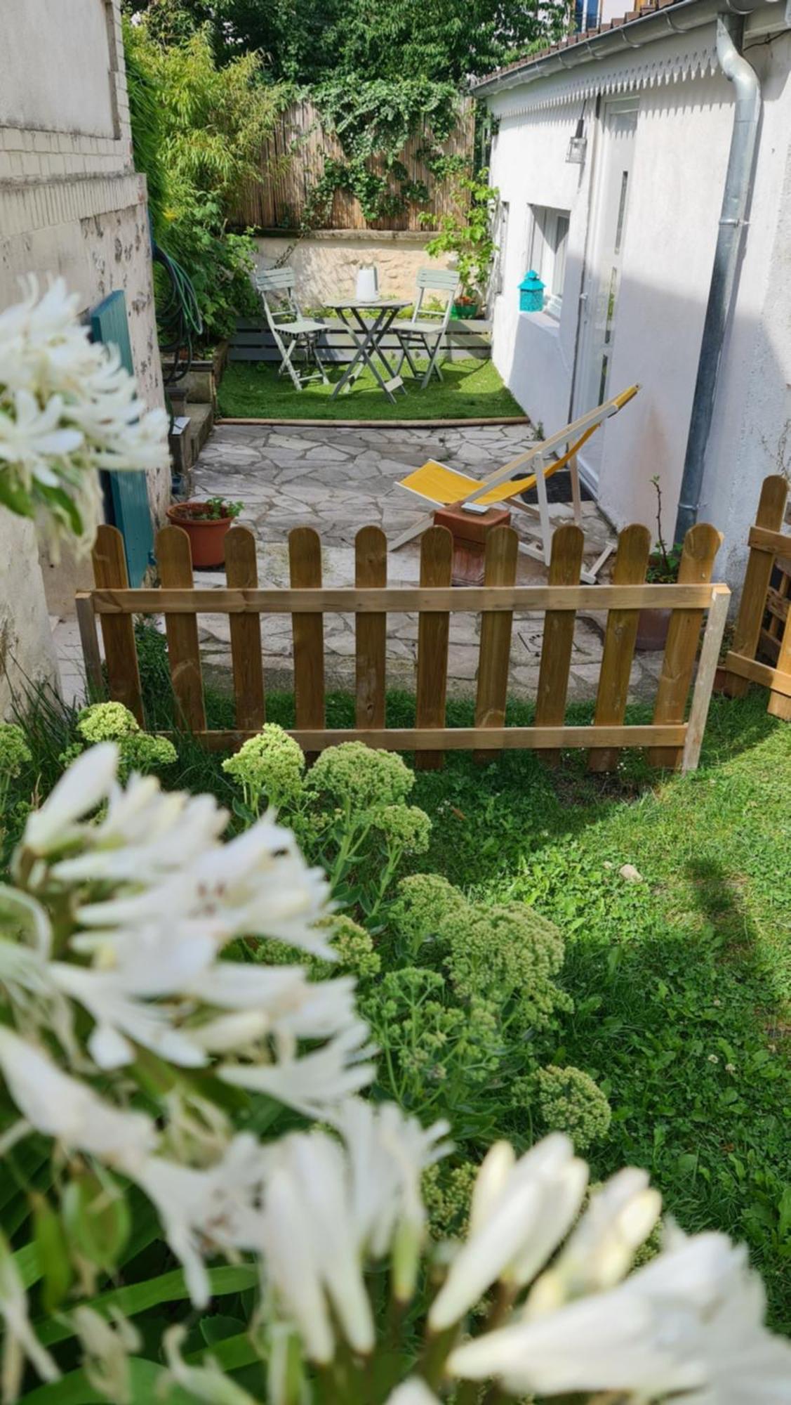 Le Studio Dans Le Jardin. โคนี-ซู-บัว ภายนอก รูปภาพ